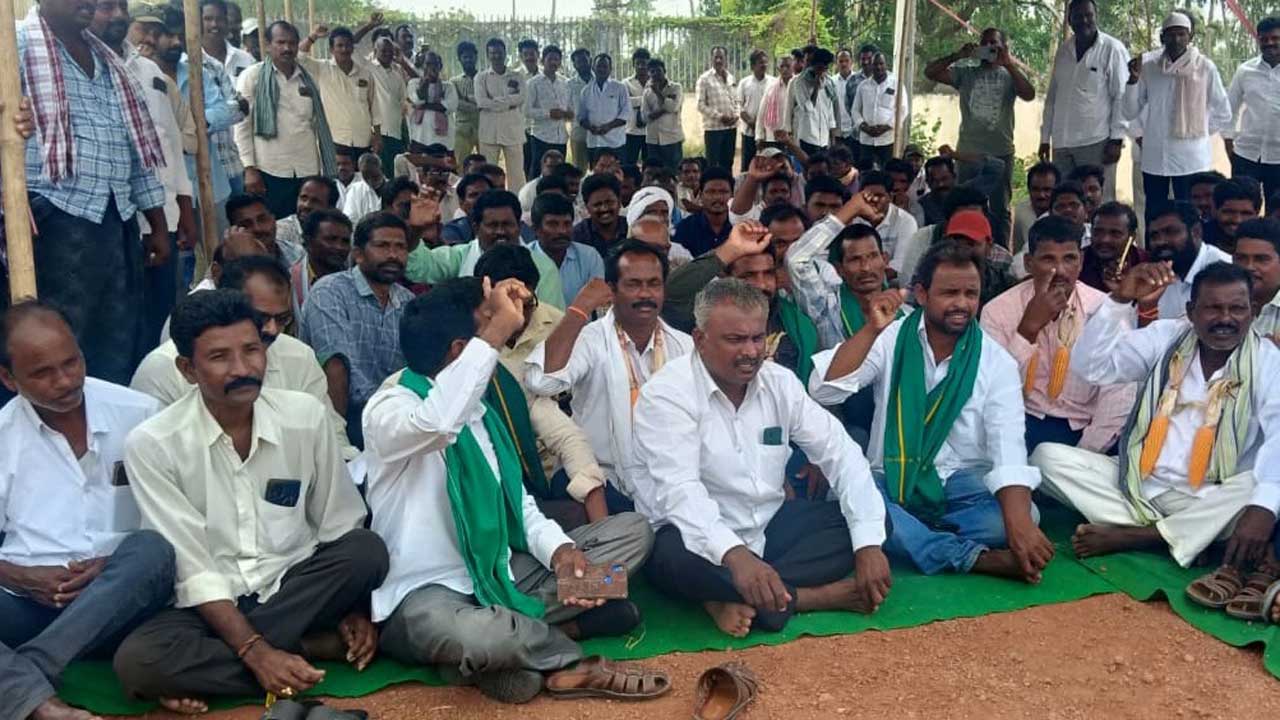 మార్క్‌ఫెడ్‌ కేంద్రాలు ఏర్పాటు చేయాలి