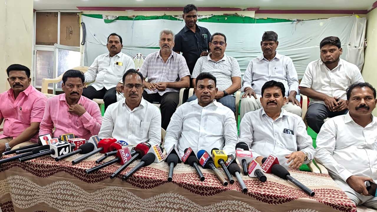 గురుకులాల నిర్వీర్యానికి సర్కారు కంకణం