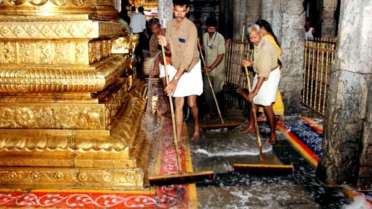 Tirumala | మార్చి 17న శ్రీవారి ఆలయంలో కోయిల్‌ ఆళ్వార్‌ తిరుమంజనం.. వీఐపీ బ్రేక్ దర్శనాలు రద్దు