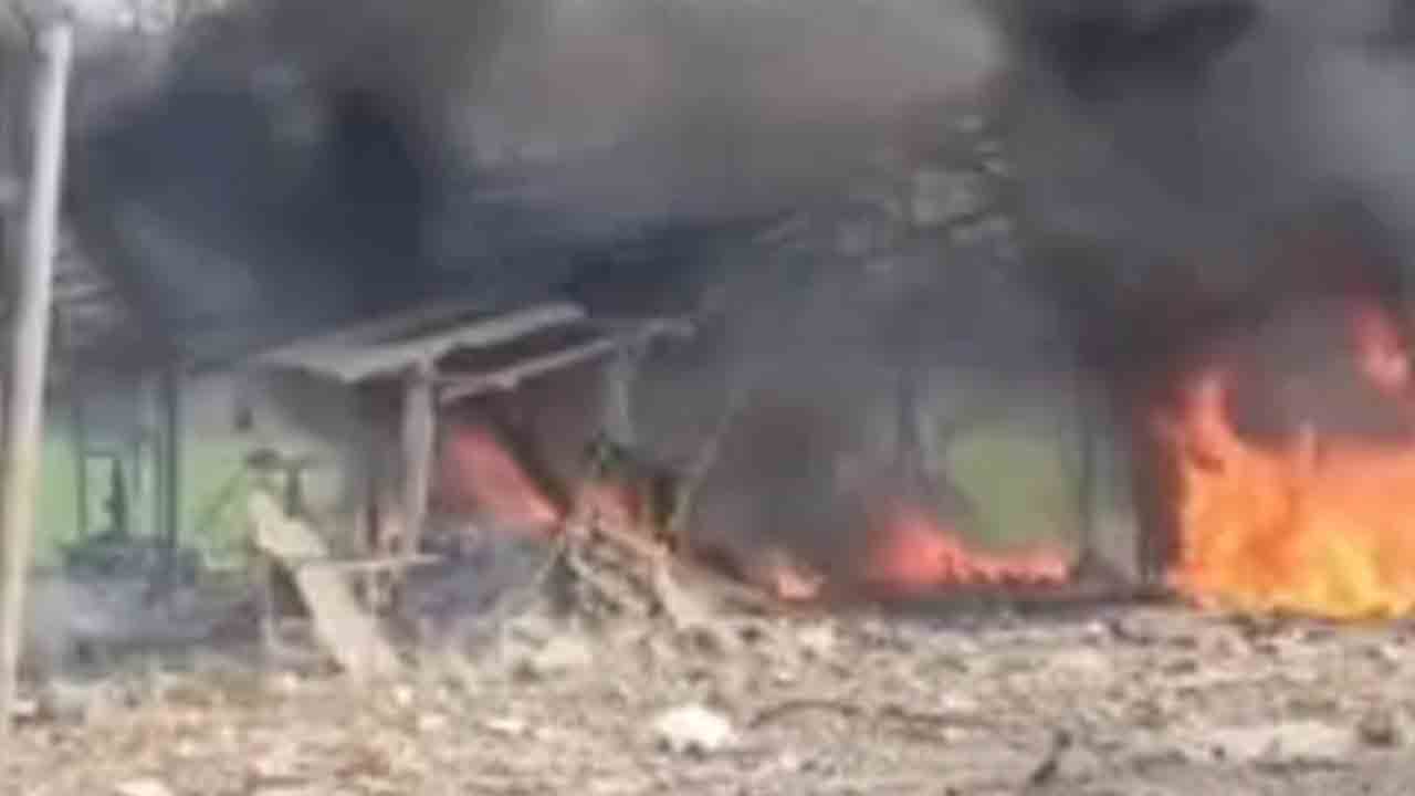 నిందితులను వెంటనే అరెస్టు చేయాలి.. కుమ్మెర బాధితుల న్యాయ పోరాట ఐక్య కార్యాచరణ కమిటీ