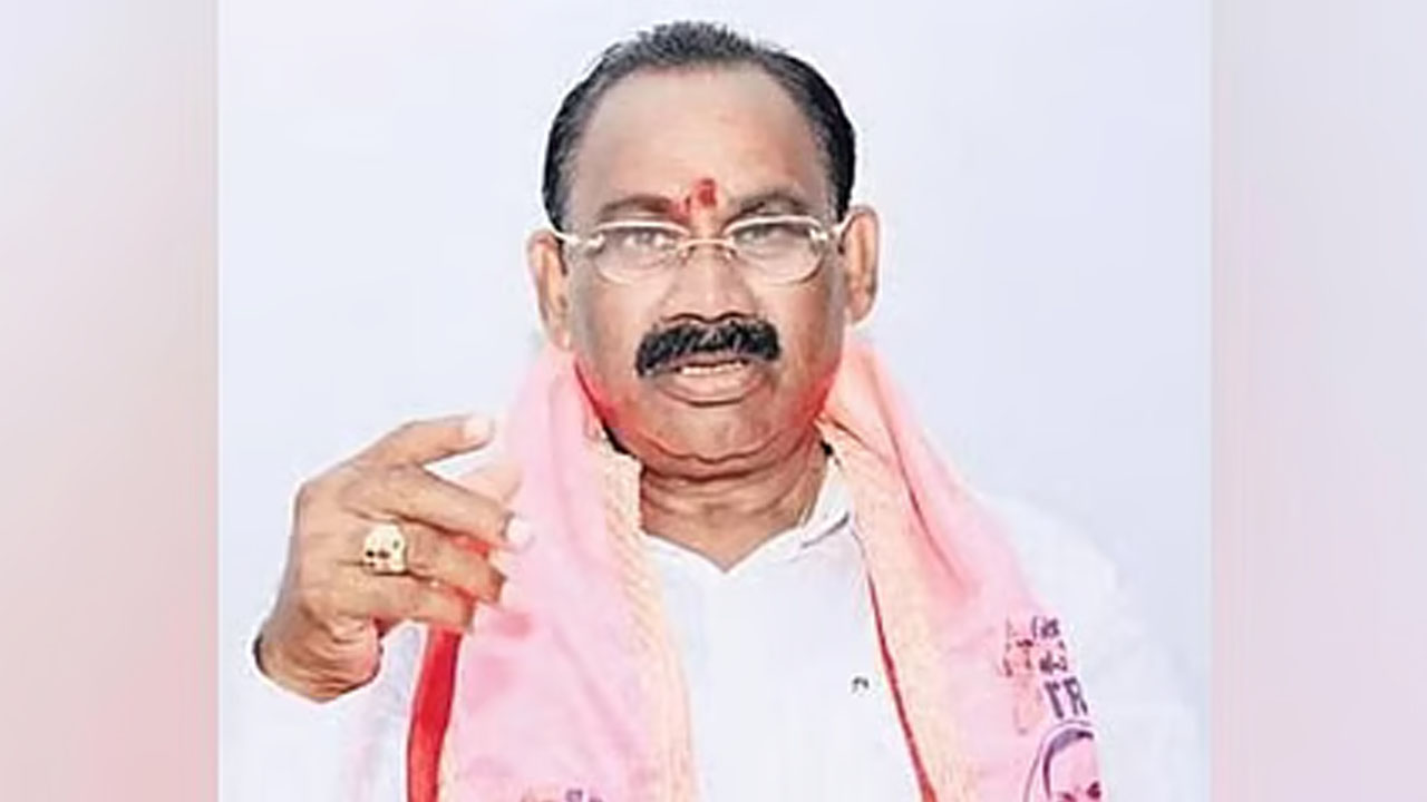 Munugode | మునుగోడు నీళ్ల విషయంలో అన్యాయంపై ఎమ్మెల్యే మౌనం వీడాలి : మాజీ ఎమ్మెల్యే కూసుకుంట్ల