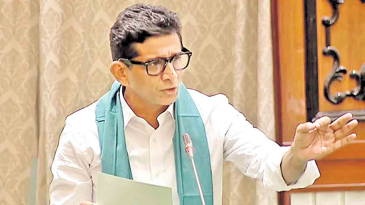 సర్కార్‌ దవాఖానల్లో వసతులు కల్పించండి.. బీఆర్‌ఎస్‌ ఎమ్మెల్యే డాక్టర్‌ సంజయ్‌