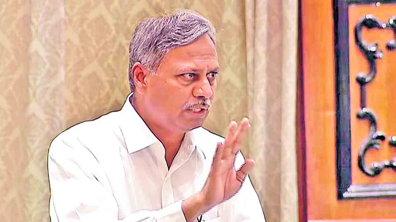 డబుల్‌ ఇండ్లను పూర్తి చేయండి..