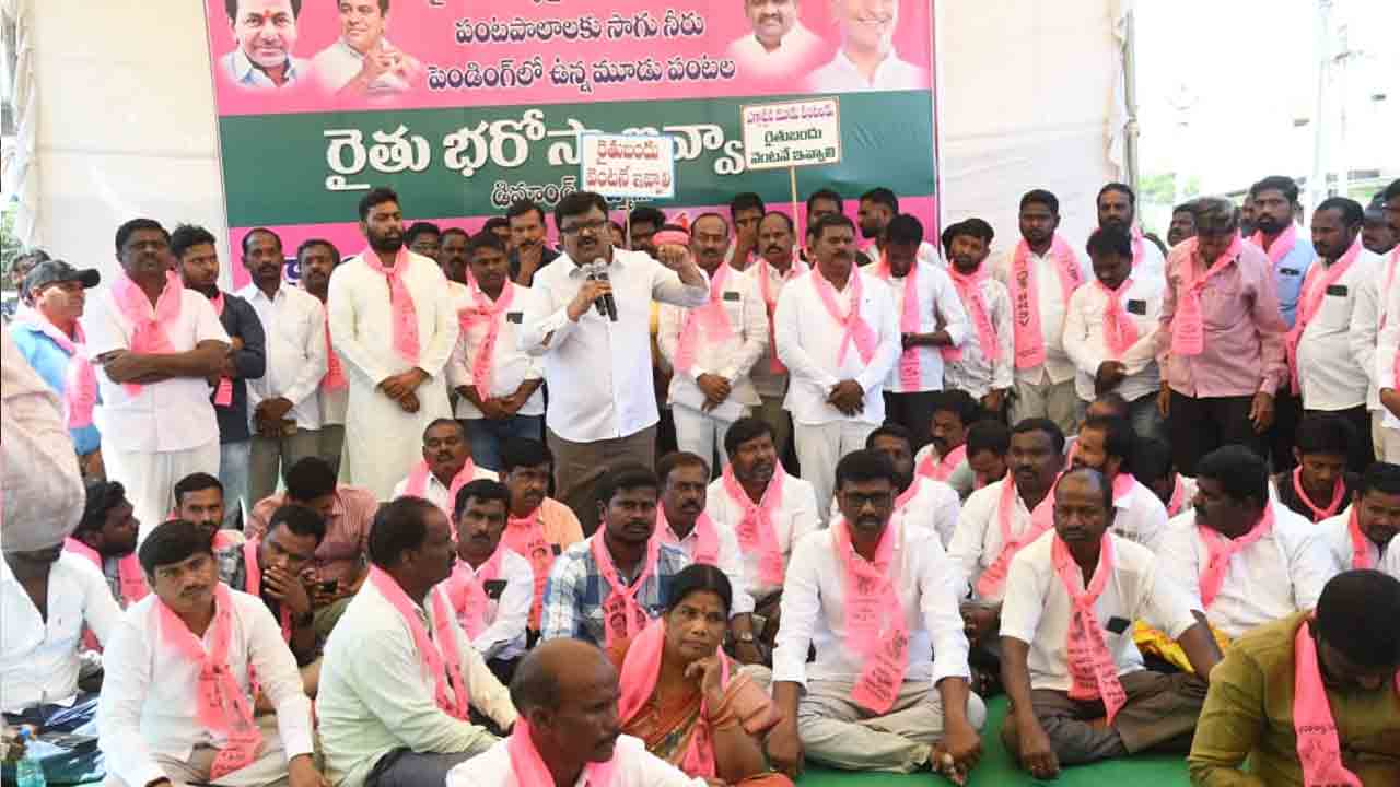 MLC Deshapati Srinivas | ఒక్కటైన కాషాయం, కాంగ్రెస్.. కేసీఆర్ పాలనలో రైతులు రోడ్డెక్కాల్సిన పరిస్థితి రాలేదు : ఎమ్మెల్సీ దేశపతి శ్రీనివాస్‌