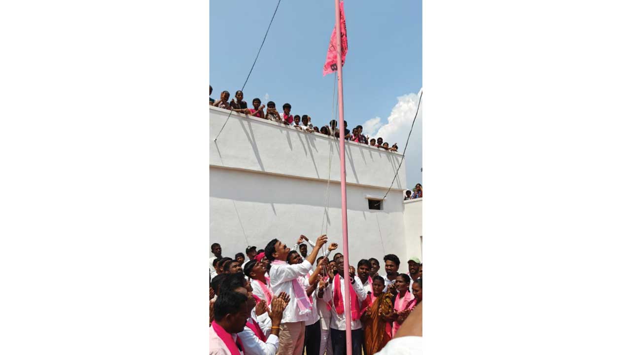 బీఆర్‌ఎస్‌ బలోపేతంపై దృష్టి