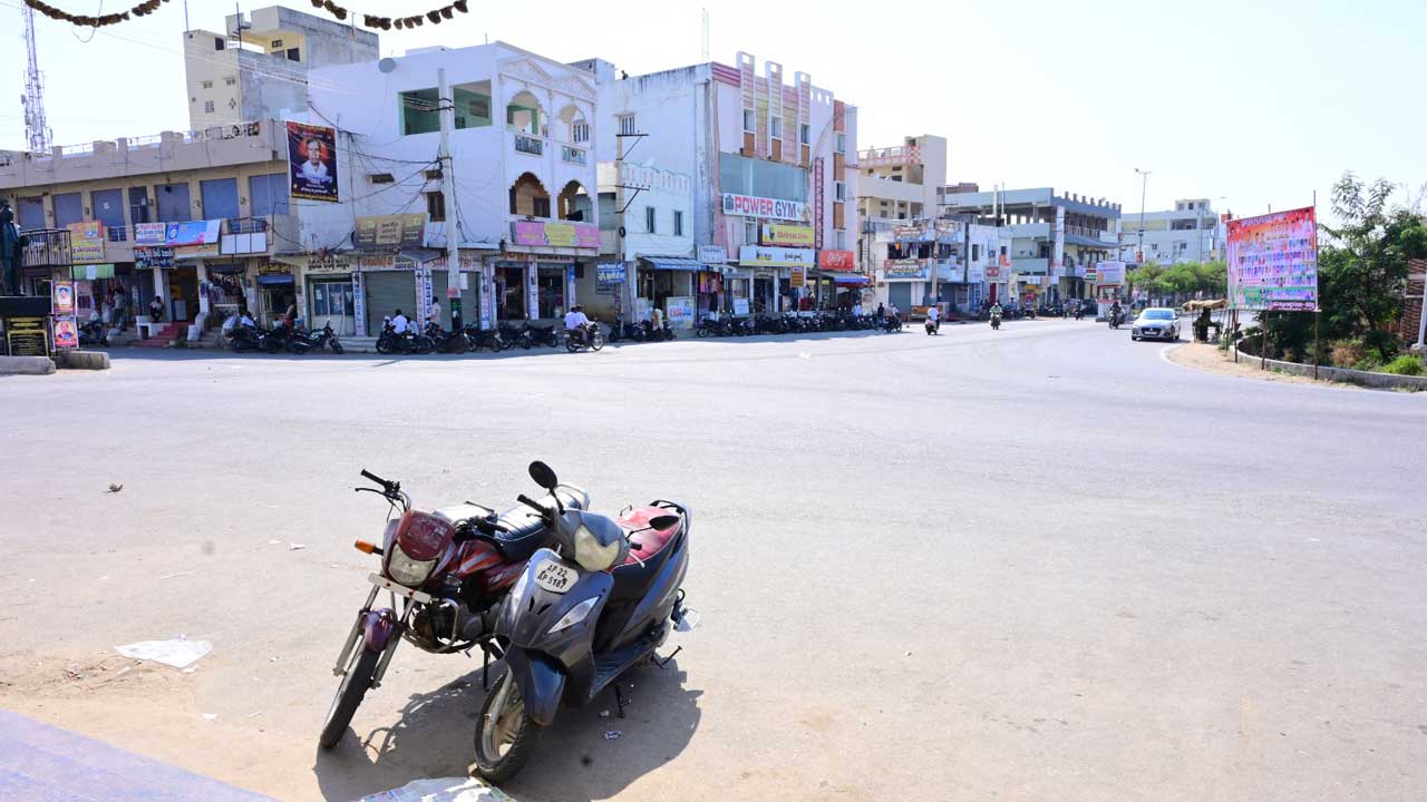 మండుతున్న ఎండలు