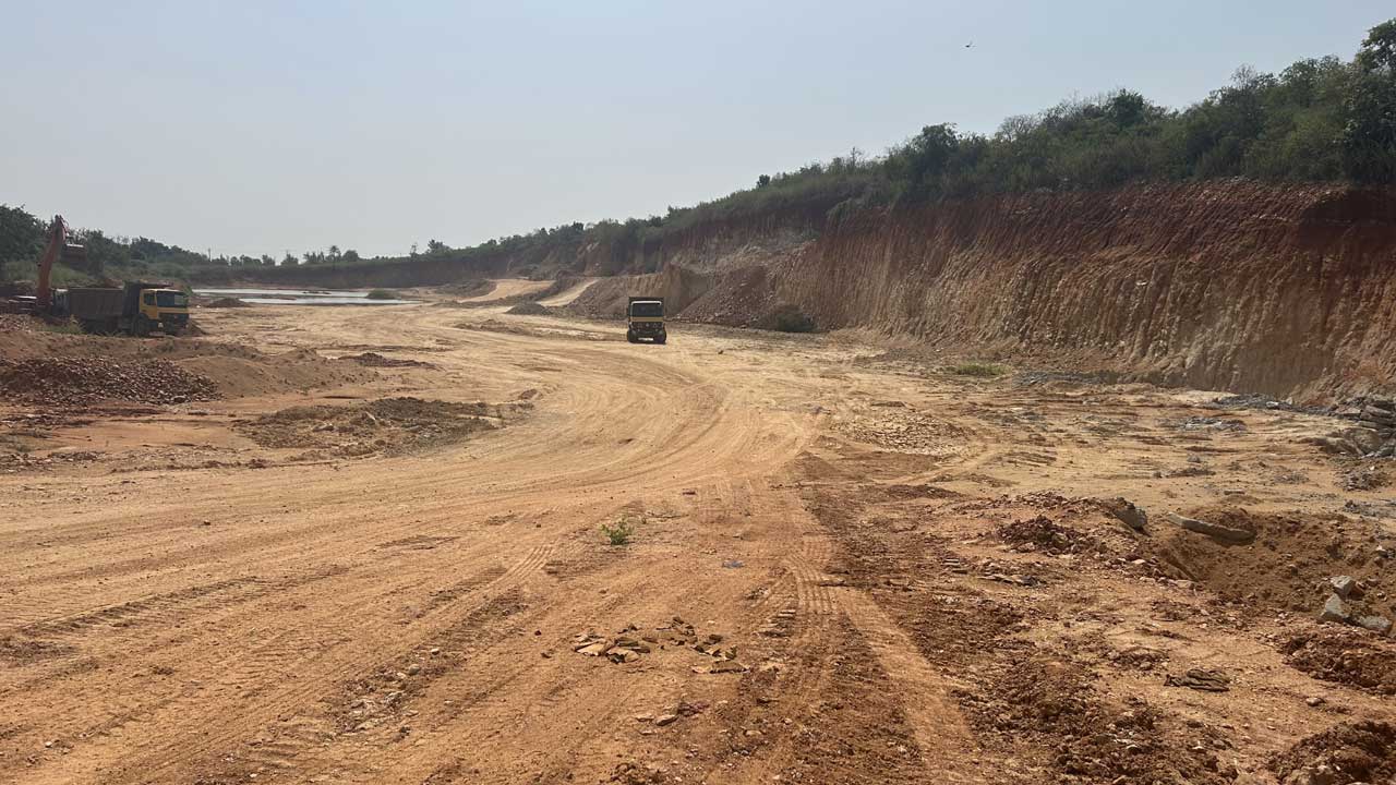 గుట్టకాయస్వాహా!