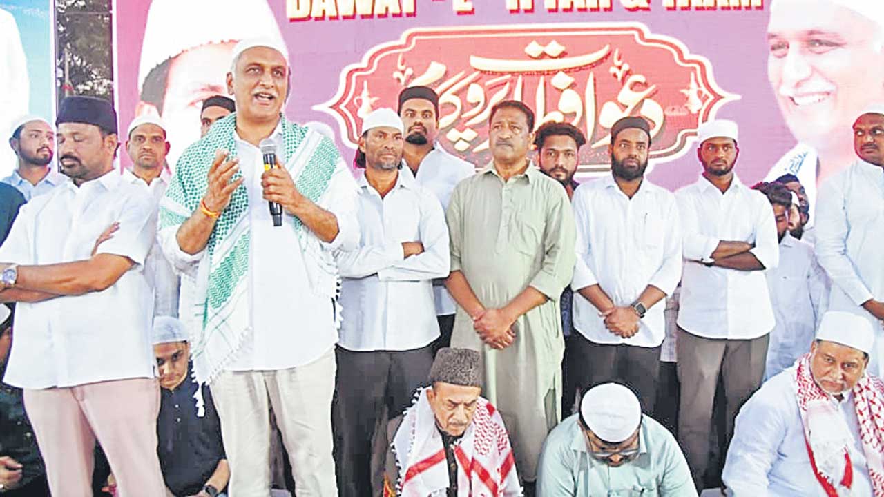 ప్రజాసేవే ప్రథమ లక్ష్యం