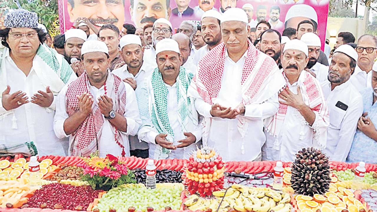 ముస్లిముల సంక్షేమానికి కృషి