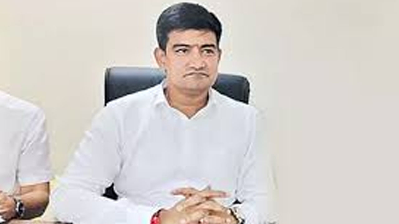 Telugu People  | గల్ఫ్‌ దేశాల్లో చిక్కుకున్న తెలుగువారిని క్షేమంగా తీసుకొచ్చేందుకు చర్యలు : ఏపీ మంత్రి