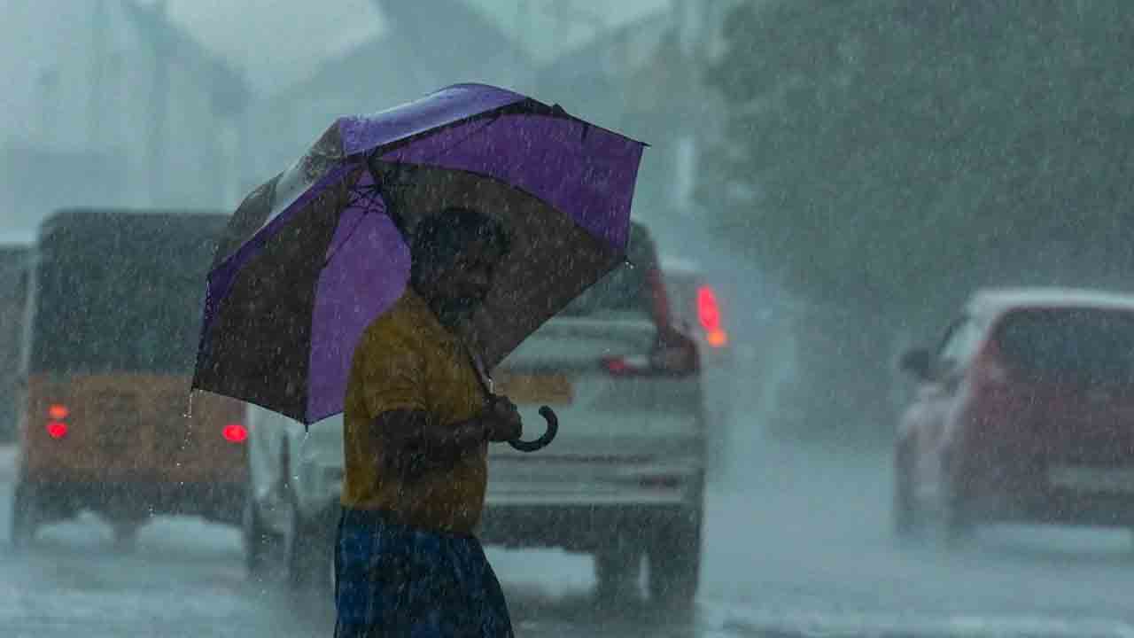 వచ్చే ఐదురోజులు మోస్తరు వర్షాలు.. పలు జిల్లాలకు ఎల్లో అలర్ట్‌ జారీ