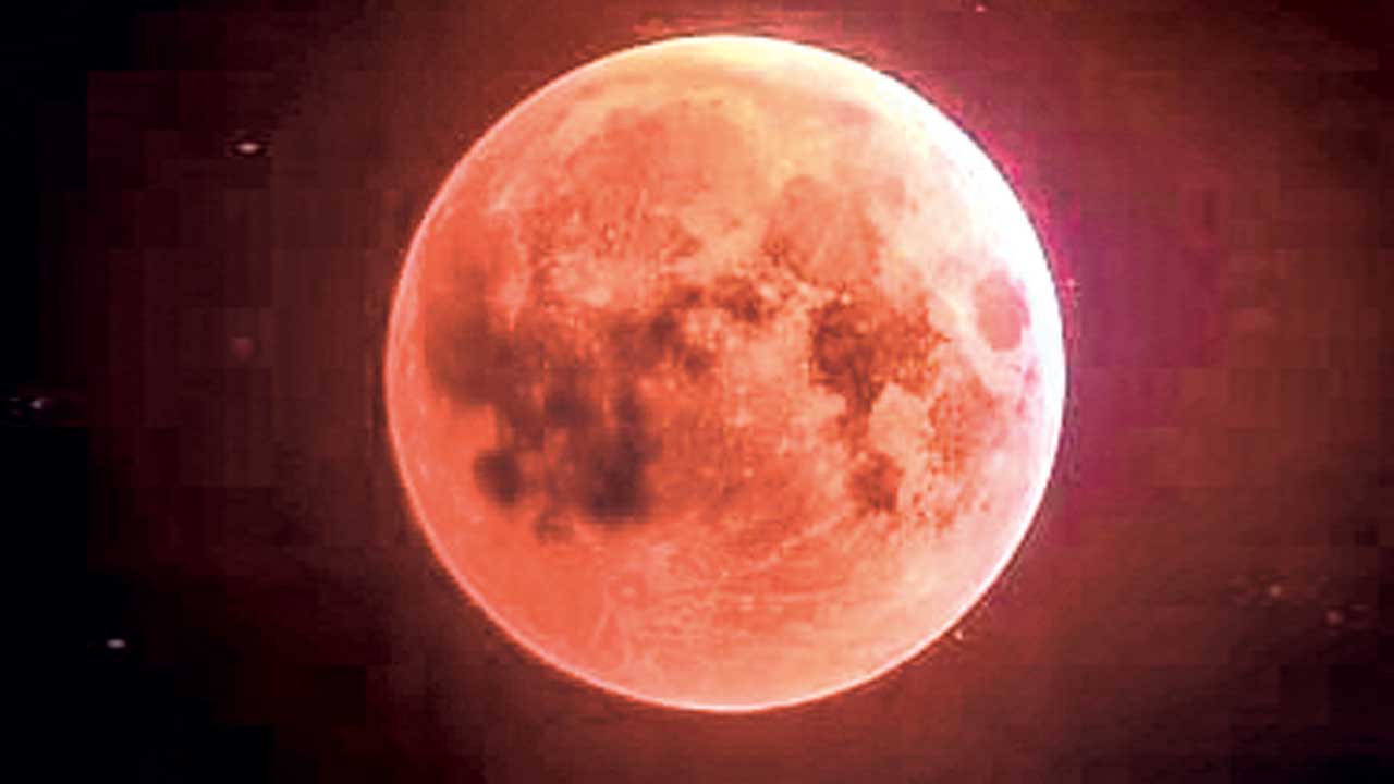 కనువిందు చేయనున్న బ్లడ్‌మూన్‌