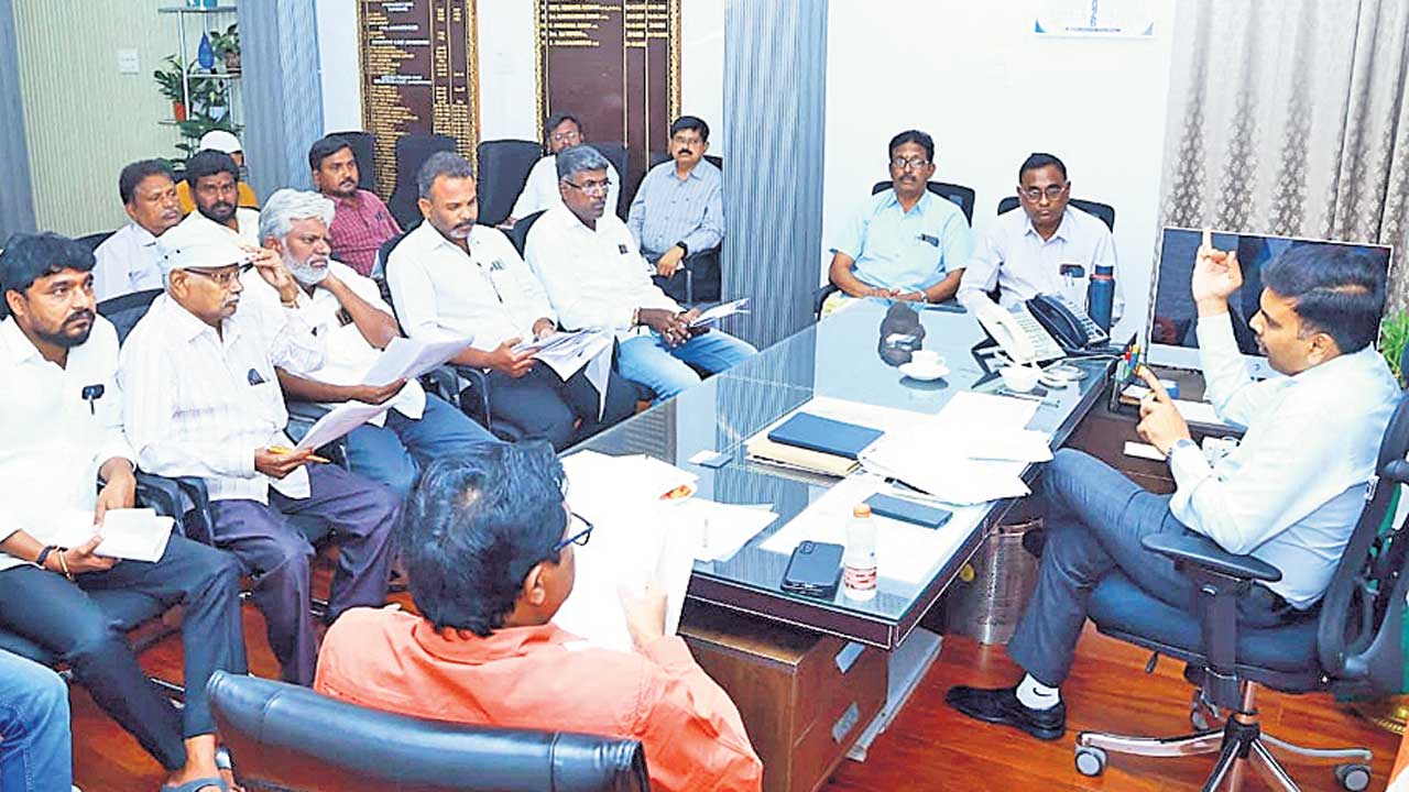 ప్రతి ఒక్కరూ ఓటరుగా నమోదు కావాలి