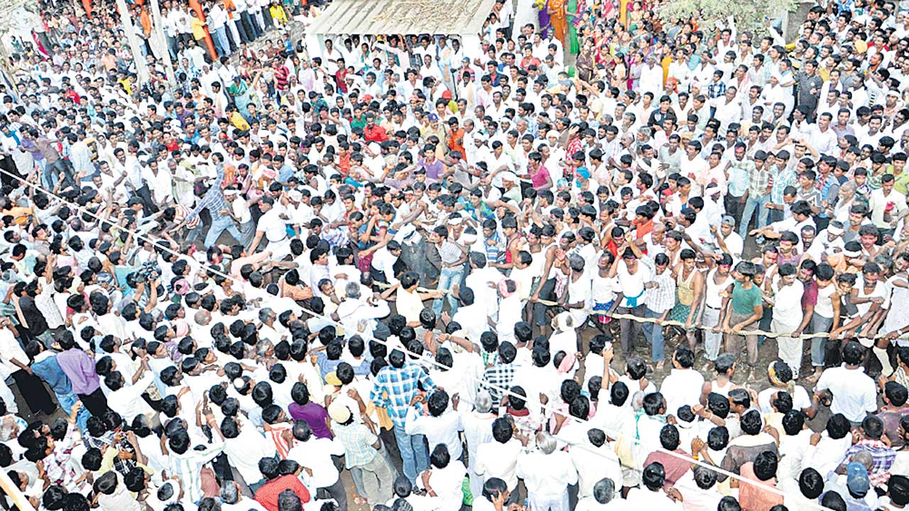 హున్సాలో రేపు పిడిగుద్దులాట