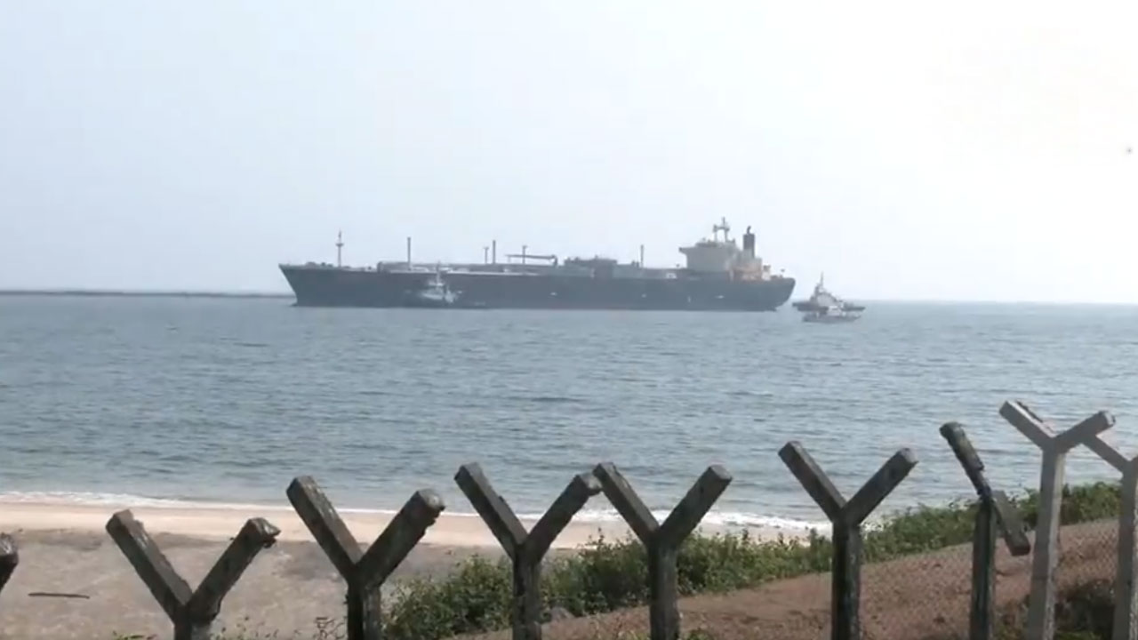 Apollo Ocean | మంగళూరు పోర్టుకు చేరిన మరో ఎల్పీజీ నౌక.. గ్యాస్‌ కొరతకు మరికొంత ఉపశమనం