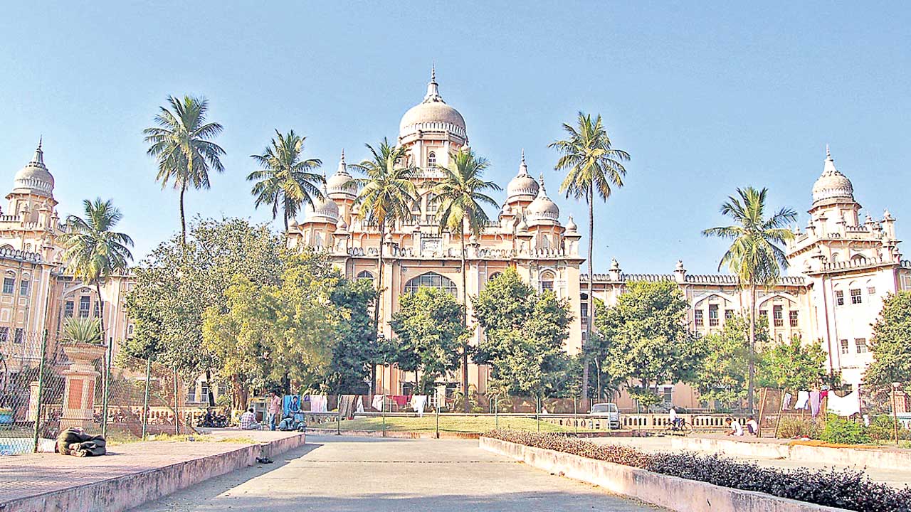 Osmania Hospital (1)