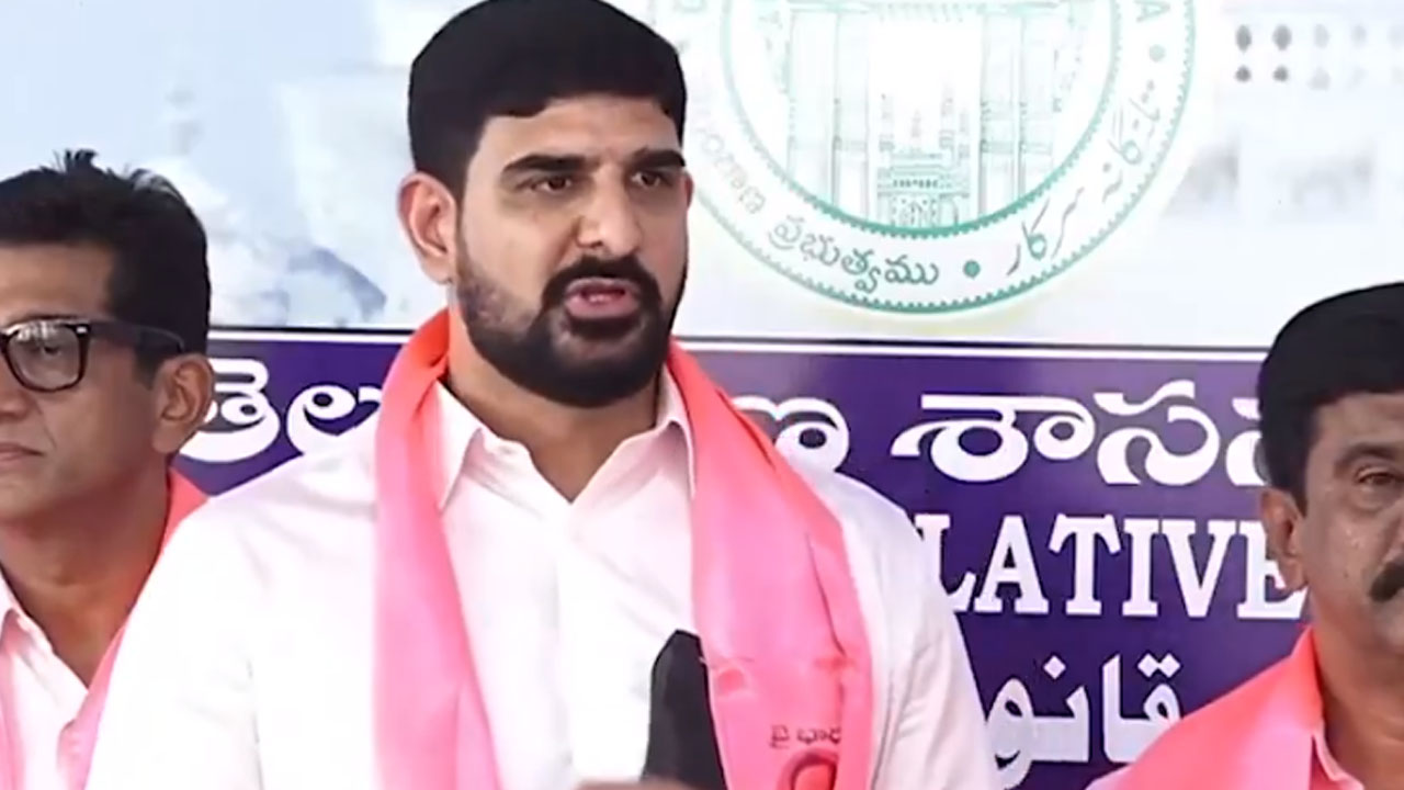 MLA Padi Kaushik | గవర్నర్‌ ప్రసంగంలో ఆరు గ్యారెంటీల ప్రస్తావన లేదు : ఎమ్మెల్యే పాడి కౌశిక్ రెడ్డి