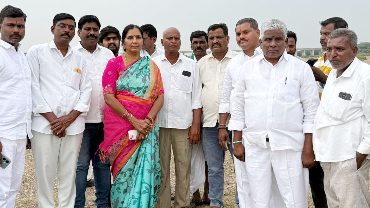 Padma Devender Reddy | సింగూర్ నుంచి 0.3 టీఎంసీల నీరు విడుదల చేయాలి : మాజీ డిప్యూటీ స్పీకర్ పద్మ దేవేందర్ రెడ్డి
