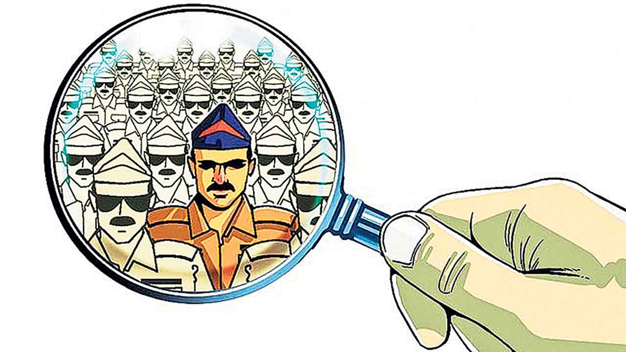 ఆ ముగ్గురు ఎవరు.. ‘నమస్తే’ కథనంపై పోలీసు వర్గాల్లో చర్చ