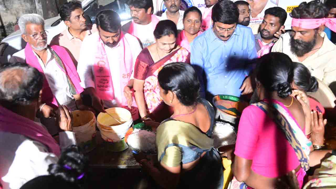 భూదాన్‌ బాధితులకు అండగా పువ్వాడ ఫౌండేషన్‌