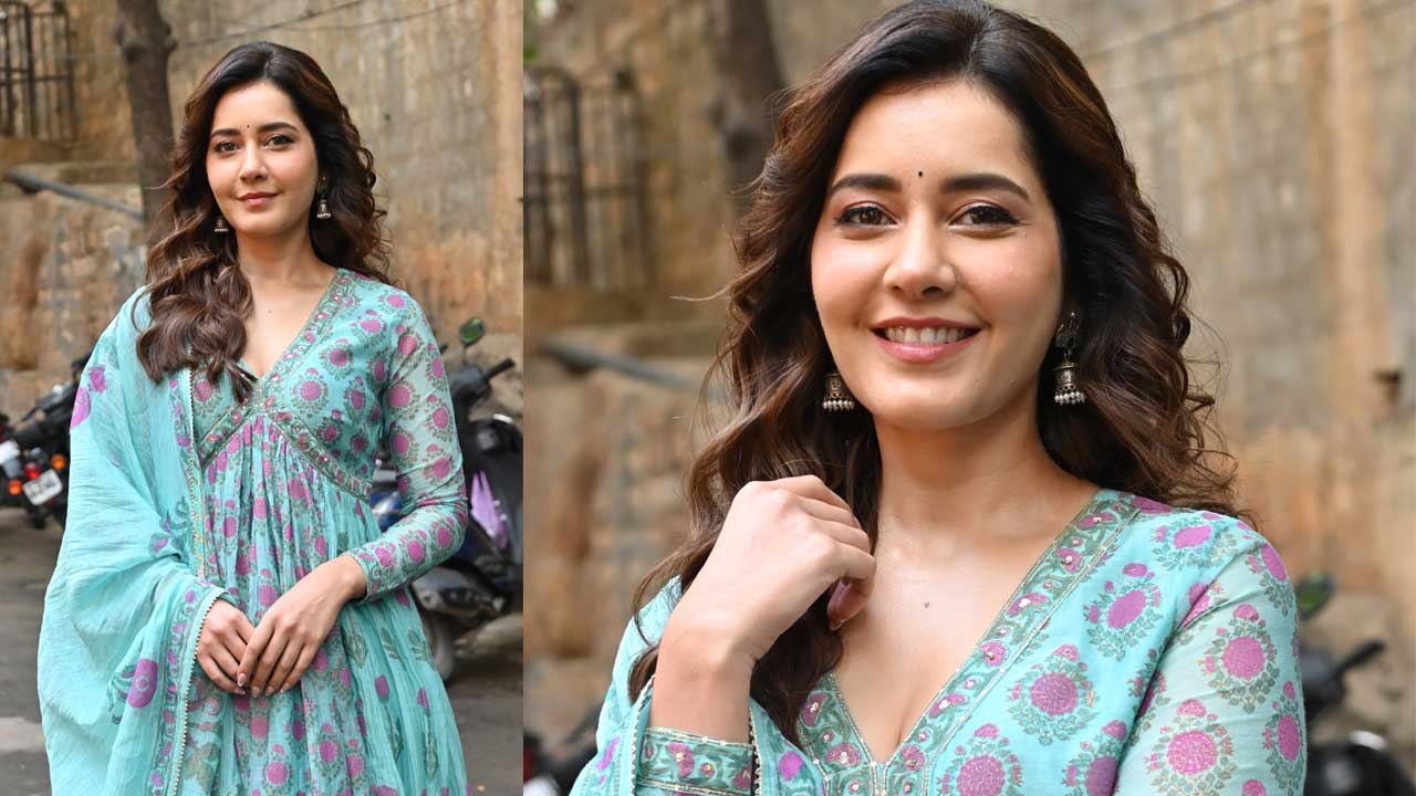 వింటేజ్‌ పవర్‌స్టార్‌ని చూస్తారు