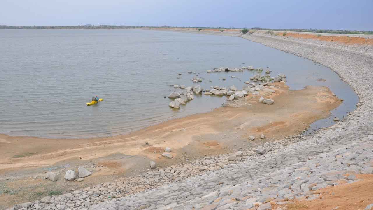 బుంగ.. బెంగ.. ర్యాలంపాడు రిజర్వాయర్‌ బండ్‌ సీపేజీలో లీకేజీలు!