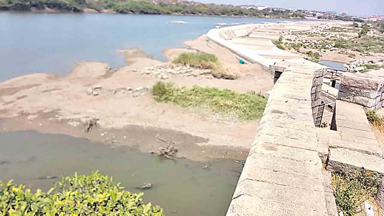 ఘనపూర్‌పై చిన్నచూపు