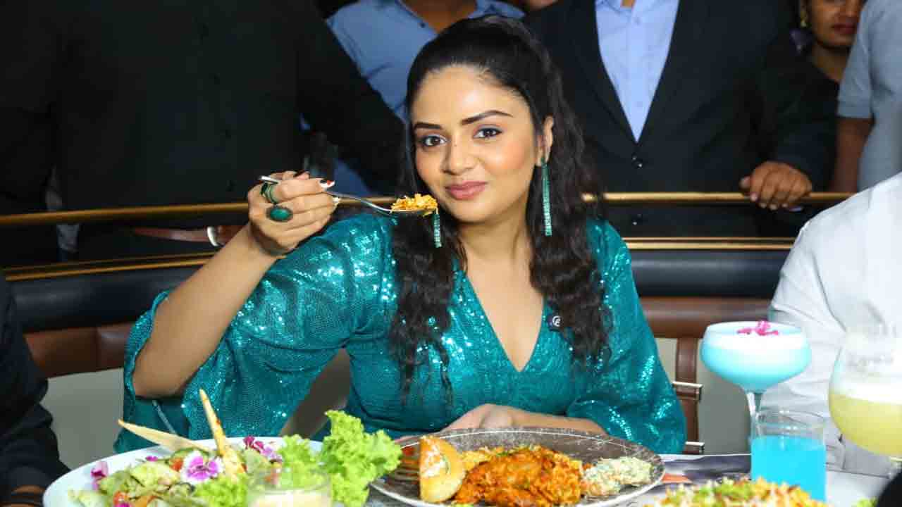 Srimukhi | ఫుడ్ బిజినెస్‌లోకి అడుగుపెట్టిన శ్రీముఖి.. హైదరాబాద్‌లో కొత్త రెస్టారెంట్ ప్రారంభం