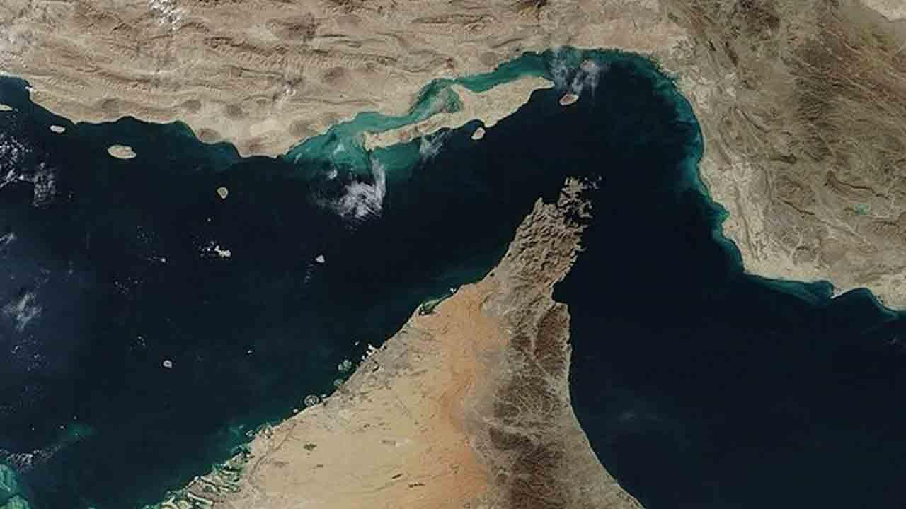 Strait Of Hormuz | హార్ముజ్‌ జలసంధి గుండా చైనా చమురు నౌకలకు మాత్రమే అనుమతి..!