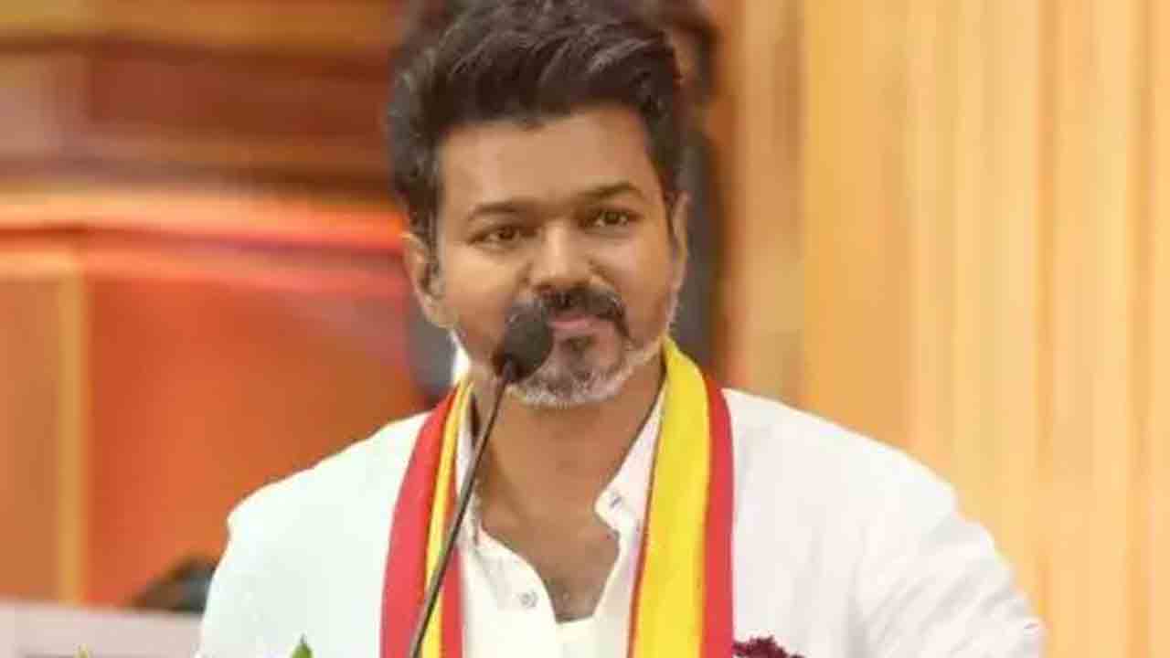 విజయ్‌ ఆస్తులు రూ 603 కోట్లు.. ఎన్నికల అఫిడవిట్‌లో వెల్లడి