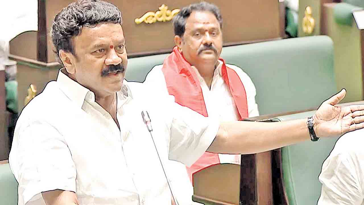 బీసీ లంటే చులకన ఎందుకు?.. కామారెడ్డి డిక్లరేషన్‌ అమలుచేయండి : తలసాని