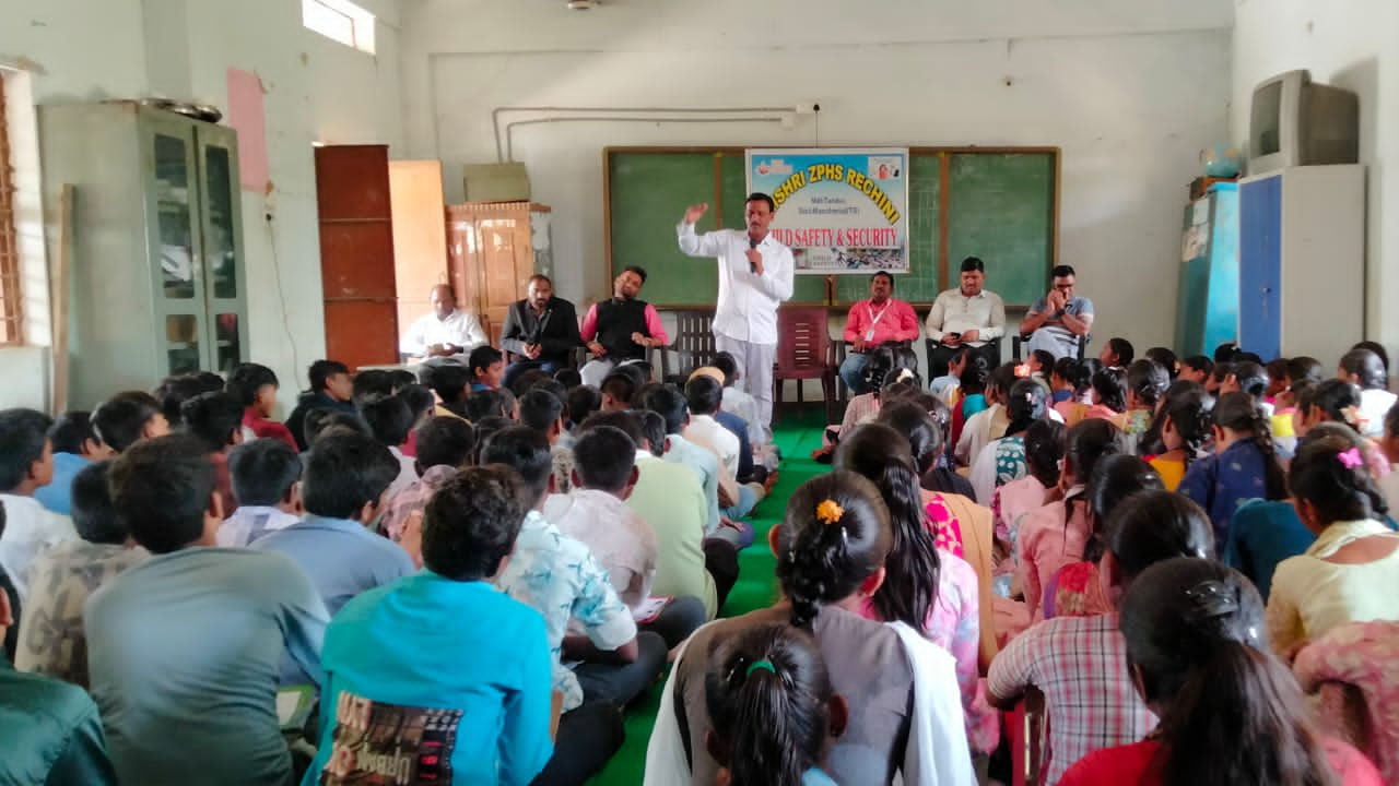 Tandur | విద్యార్థులకు ఆత్మవిశ్వాసమే మొదటి బలం : వ్యక్తిత్వ వికాస నిపుణులు తాడూరి శ్రీనివాస్