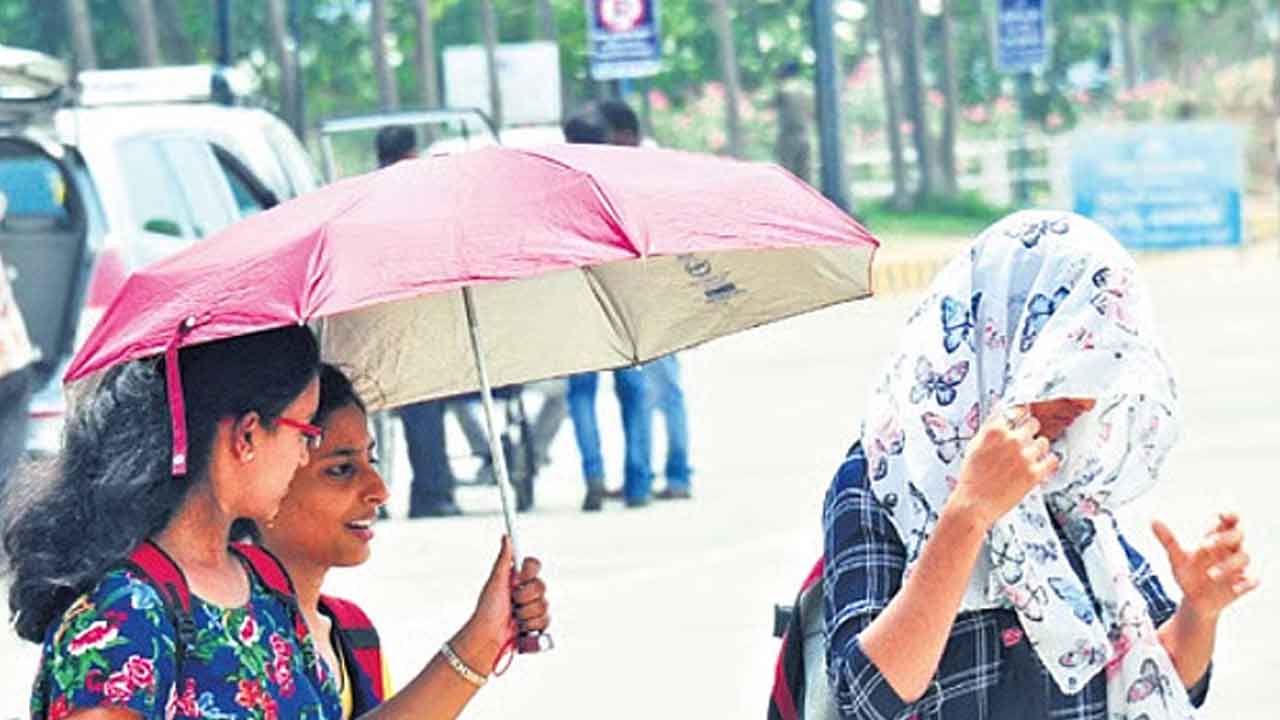 పగలు ఎండ.. సాయంత్రం వాన