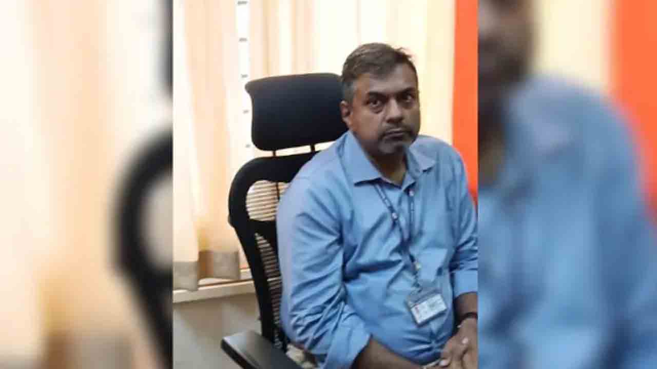 Top Karnataka GST Officer Busted | ఆరు లక్షలు లంచం తీసుకుంటూ.. పట్టుబడిన జీఎస్టీ టాప్‌ అధికారి