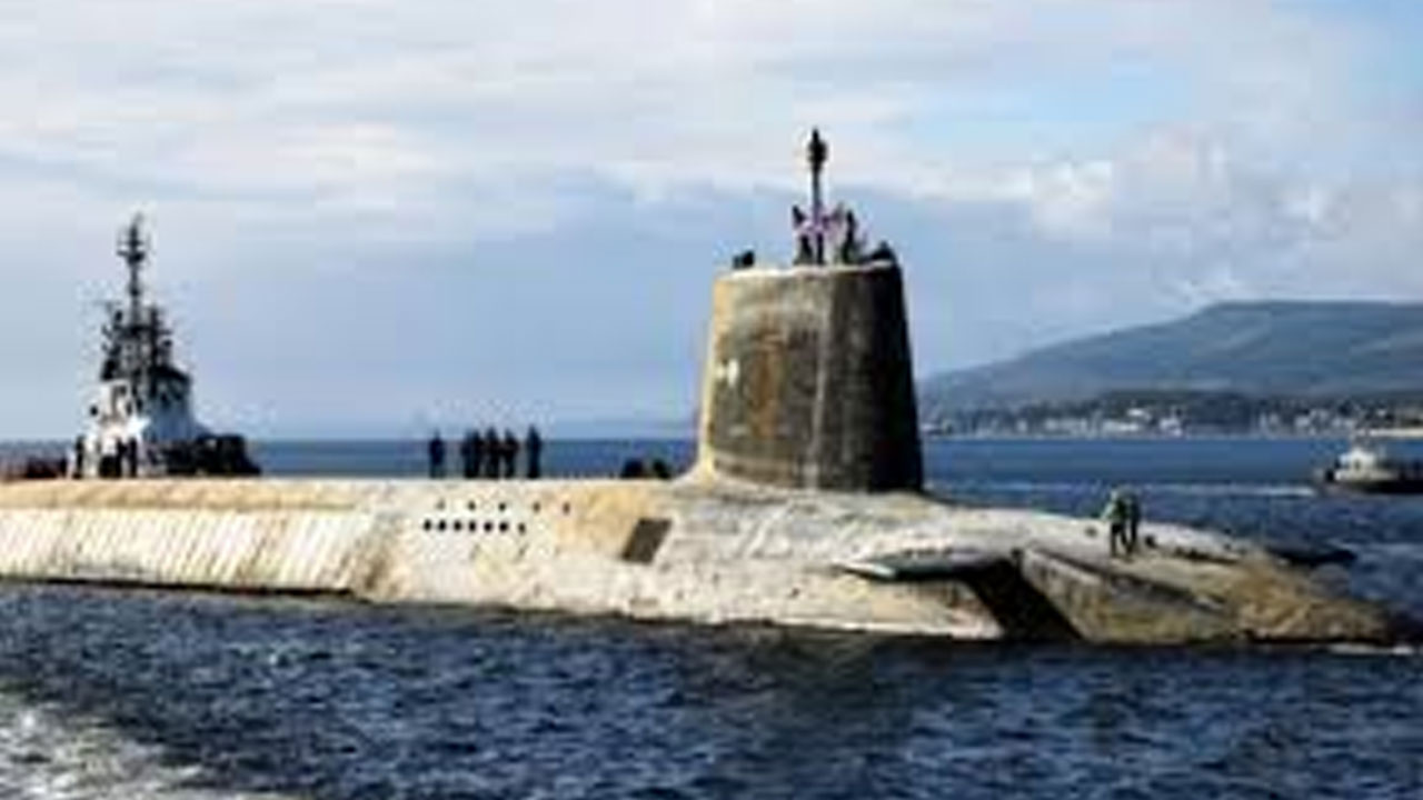 UK Submarine | హర్మూజ్‌ జలసంధికి యూకే సబ్‌మెరైన్‌.. ఇరాన్‌పై దాడులు చేస్తుందా..?