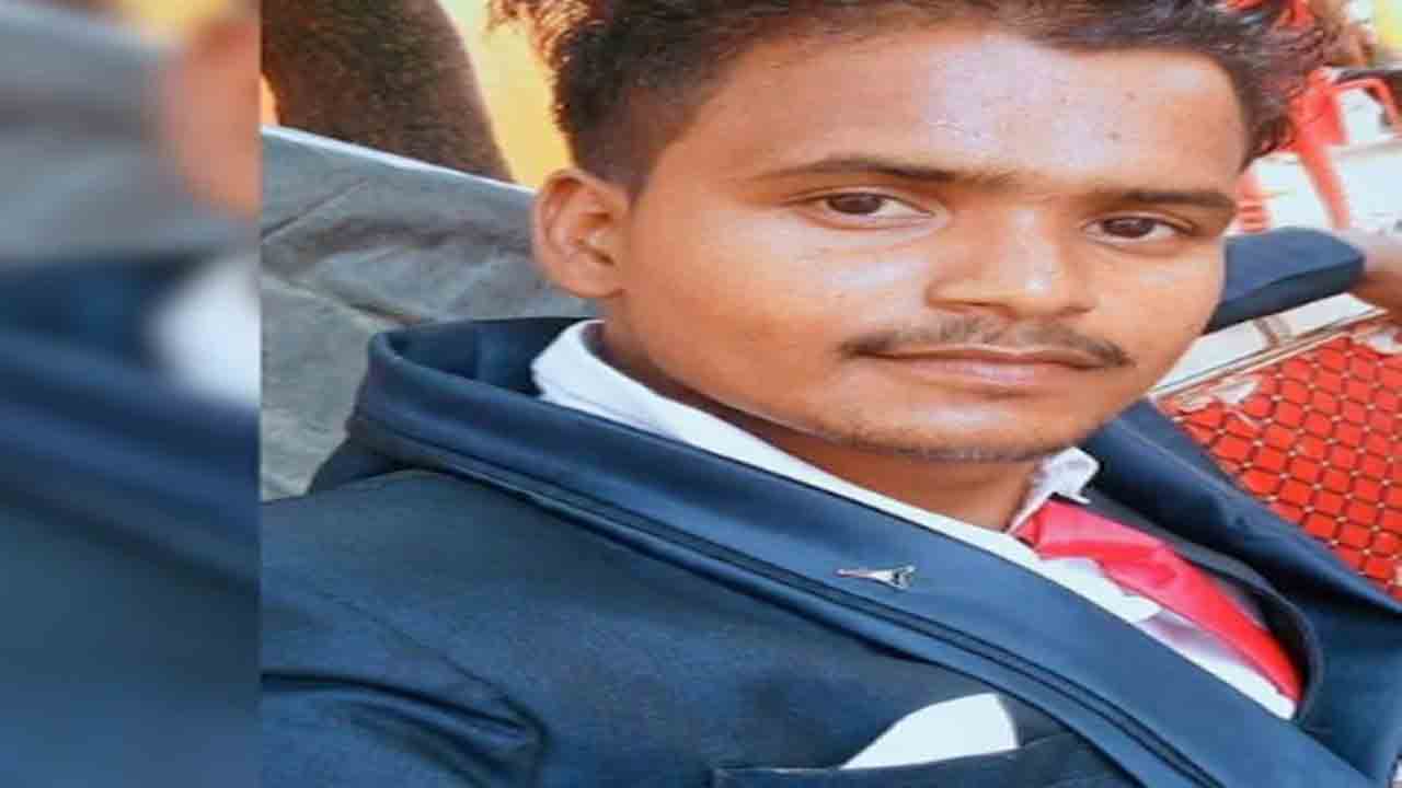 Man Beheads Ice-Cream Seller | ఐస్‌క్రీం వ్యాపారి తల నరికిన వ్యక్తి.. తెగిన తలను ఇంటికి తీసుకెళ్లాడు