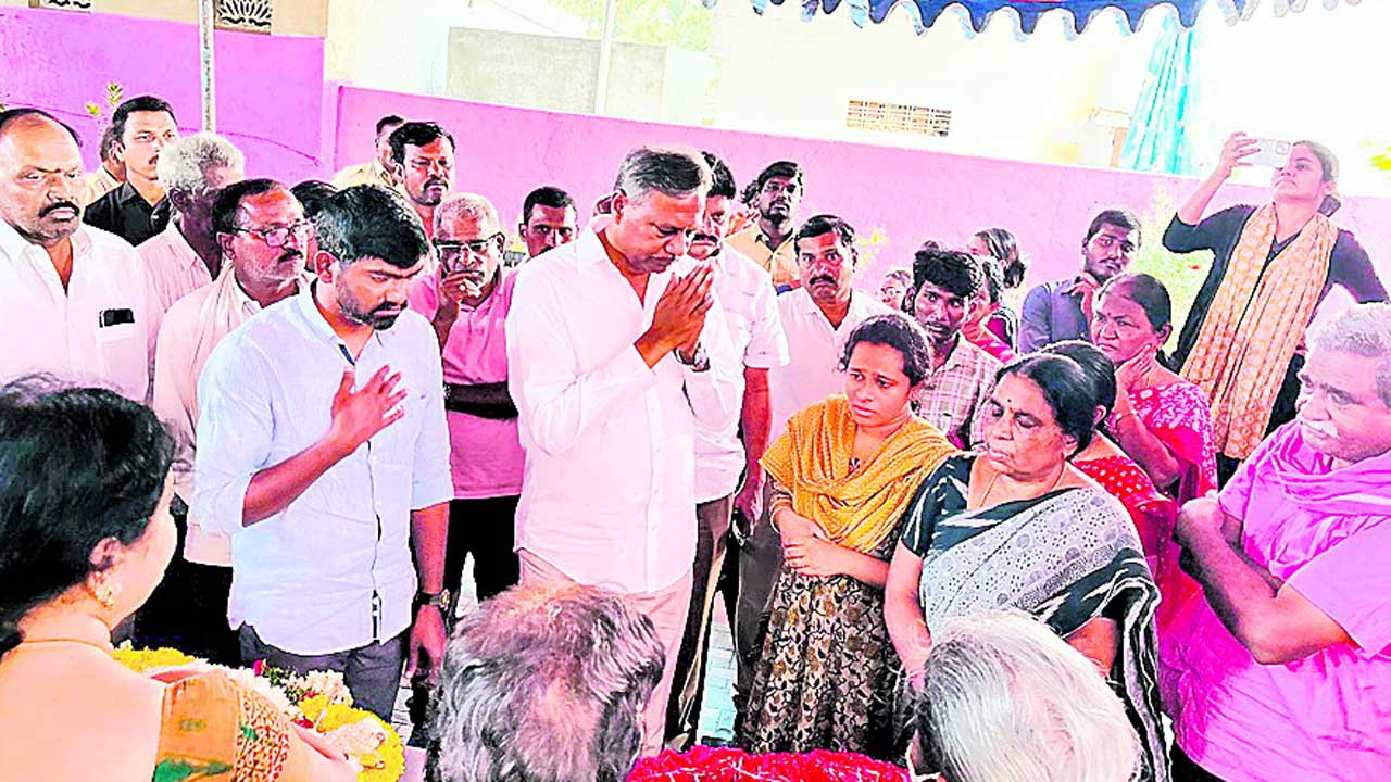 ఇన్నయ్య అరెస్ట్‌ దుర్మార్గం