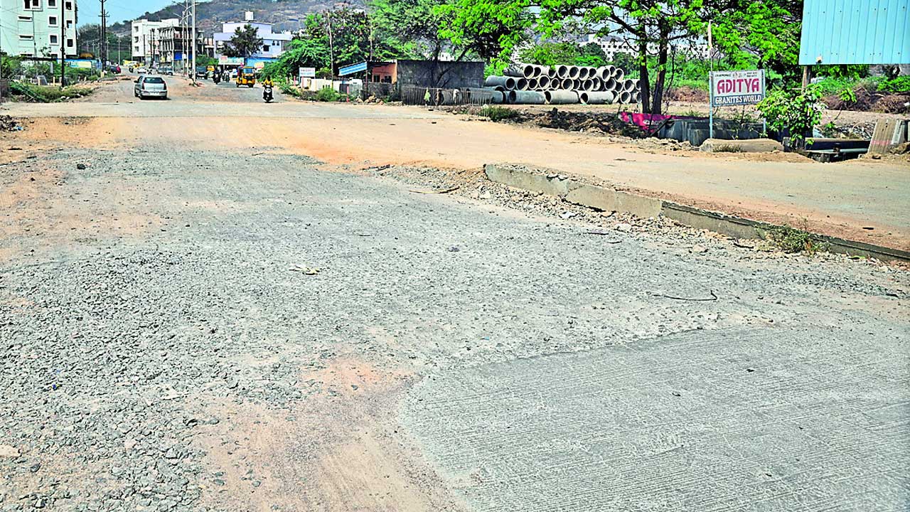 స్మార్ట్‌.. పిటీ!