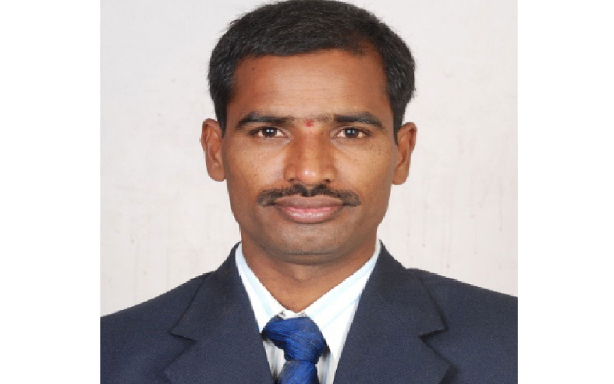 ఎంజీయూ ‘లా’ కళాశాల ప్రిన్సిపాల్‌గా ఆకుల రవి