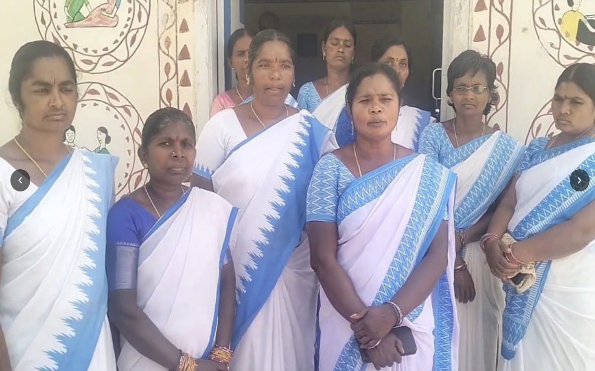 ఆశ వర్కర్లకు ఇచ్చిన హామీని అమలు చేయాలని నిరసన