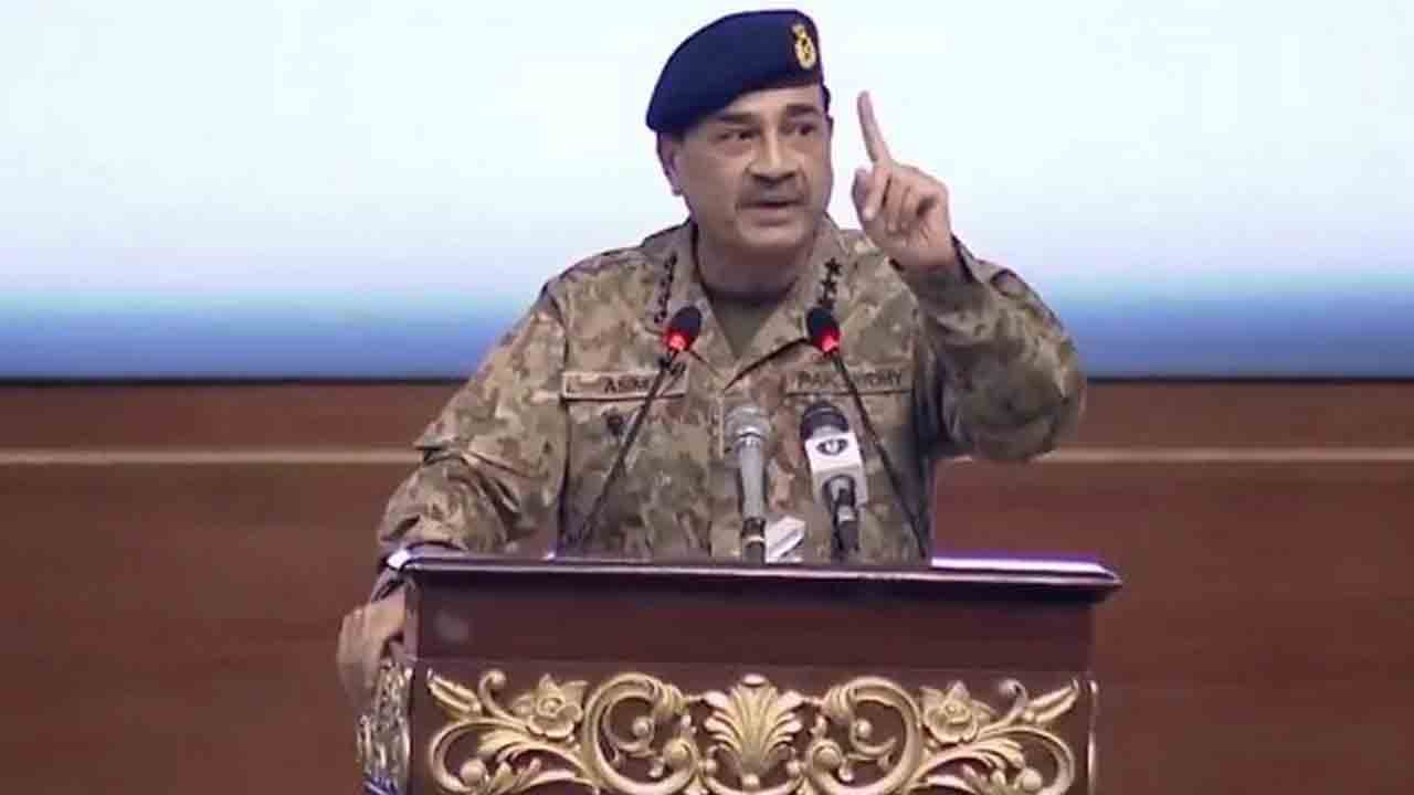 Asim Munir | ‘ఇరాన్‌పై ప్రేముంటే అక్కడికే వెళ్లిపోండి’.. షియా ముస్లింలకు పాక్ ఆర్మీ చీఫ్‌ హెచ్చరిక..!