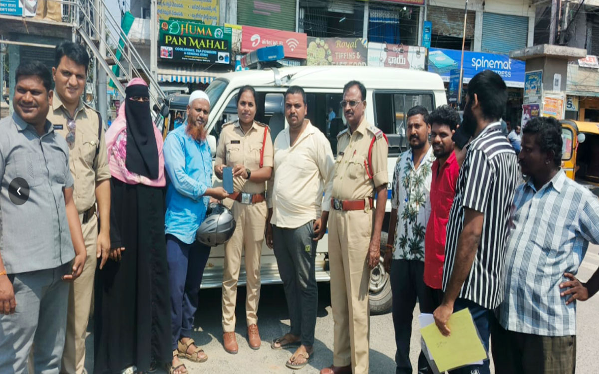 Nalgonda : ఆటో డ్రైవ‌ర్ నిజాయితీ