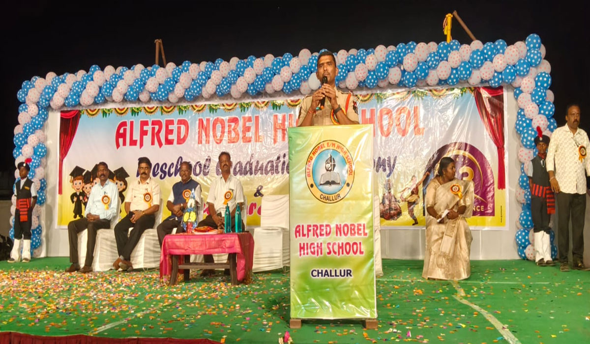 Veenavanka | ఉపాధ్యాయులతో పాటు తల్లిదండ్రుల కృషి అవసరం.. వీణవంక ఎస్సై ఆవుల తిరుపతి