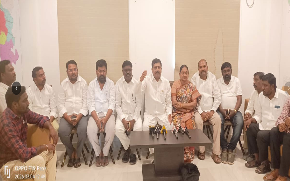 దాడులు ఆపకపోతే పెద్దఎత్తున ఉద్యమిస్తాం : మాజీ ఎంపీ బ‌డుగుల లింగ‌య్య‌యాద‌వ్‌