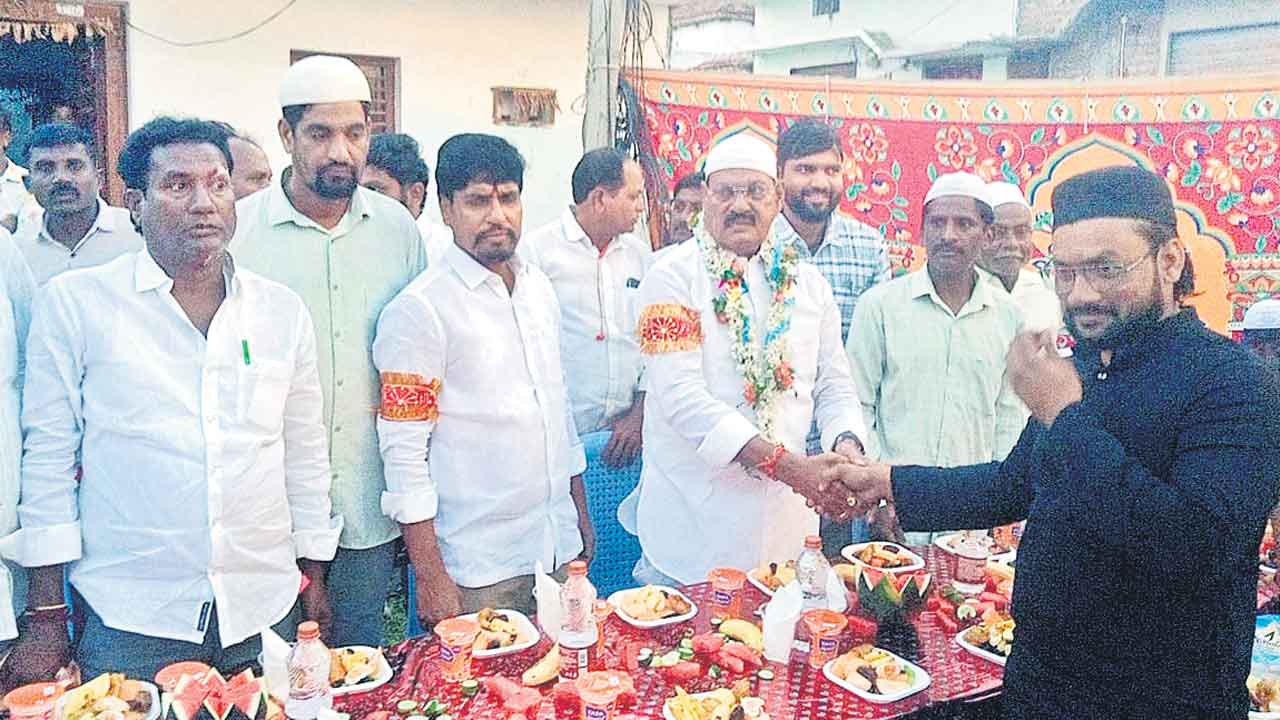 బీఆర్‌ఎస్‌ హయాంలోనే మైనార్టీలకు పెద్దపీట