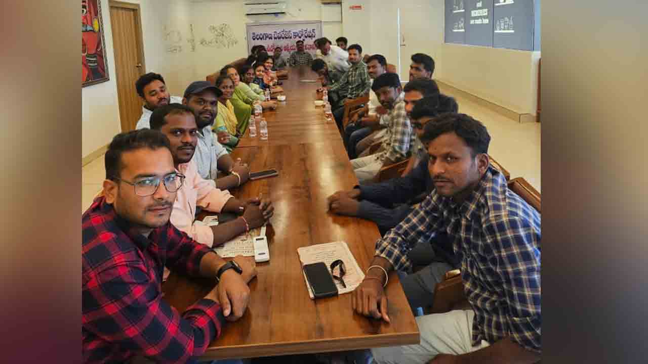 Beverages Corporation Stores Officers | సమస్యల పరిష్కారానికి కలిసికట్టుగా పోరాడుదాం..!