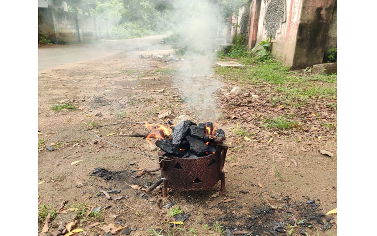 సింగరేణి కార్మికుల‌ జీవన మ‌ధుర జ్ఞాప‌కం.. బొగ్గు బ‌కీటు