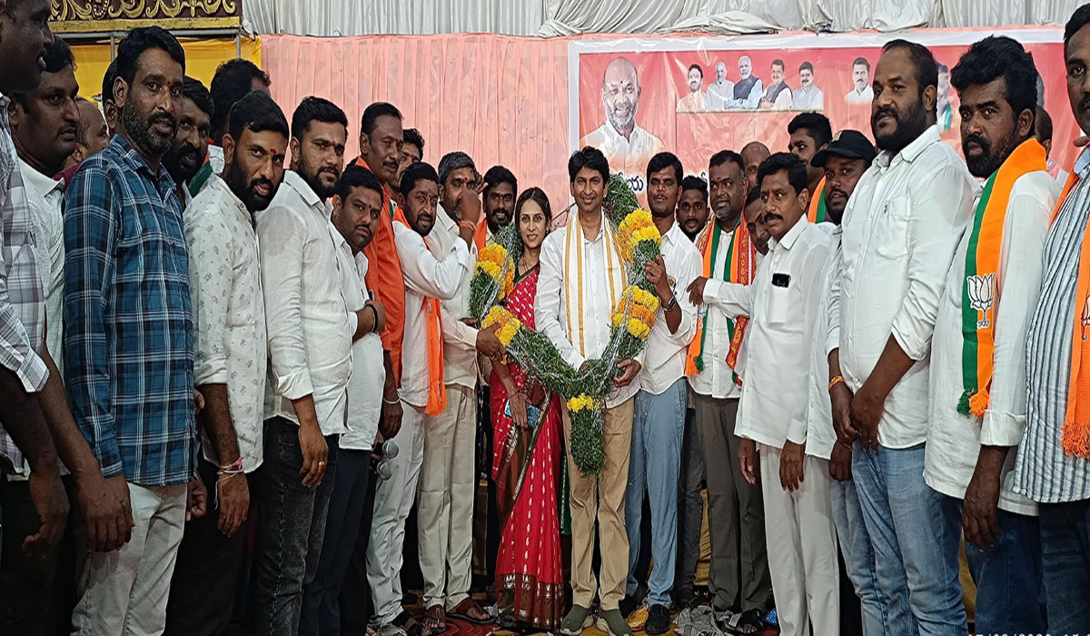 Vemulawada | బీజేపీలో కొనసాగుతున్న కోల్డ్ వార్..!.. బీజేపీ రాష్ట్ర అధికార ప్రతినిధిగా నియామకమైన డాక్టర్ వికాస్