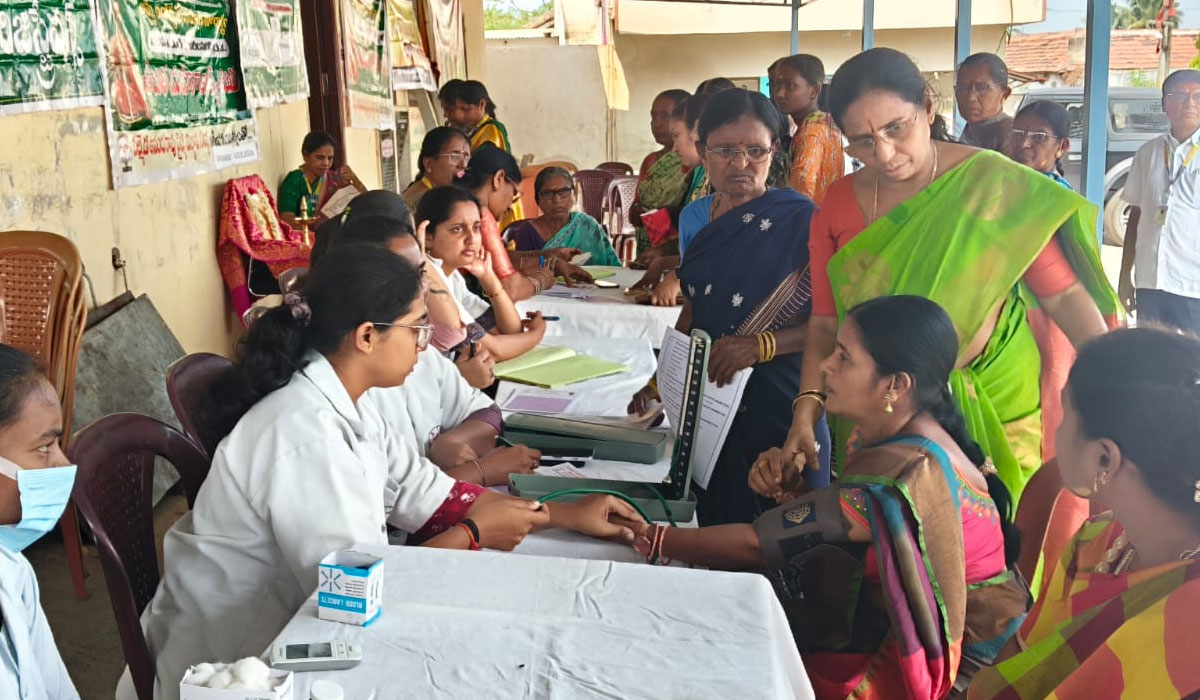Chigurumamidi |చిగురుమామిడిలో ‘చల్మెడ’ ఆధ్వర్యంలో ఉచిత వైద్య శిబిరం
