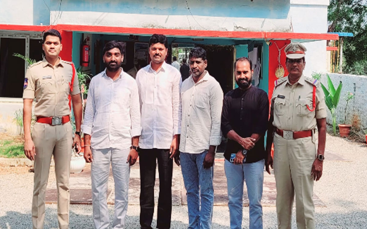 ‘తెలంగాణ ఉద్యమకారుల ముందస్తు అరెస్టులు సరికాదు’